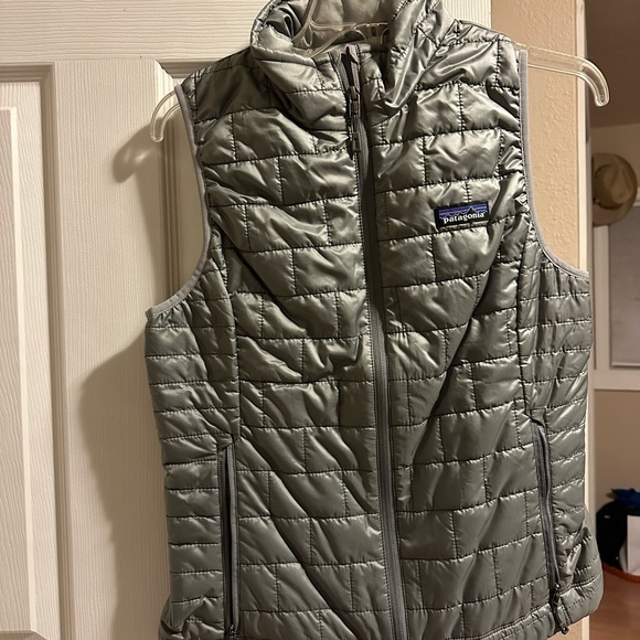 North face best - Picture 2 of 3